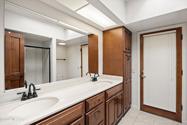 1781 E Rio De La Loma, Tucson, AZ 85718