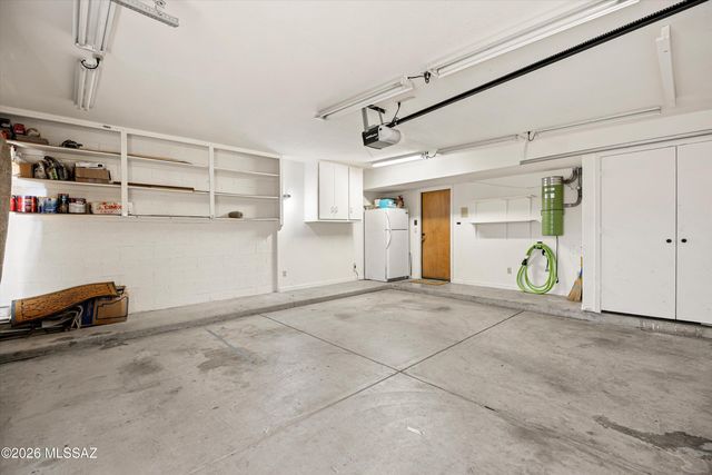 1781 E Rio De La Loma, Tucson, AZ 85718