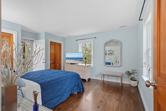 55 Ridgeview Dr., Falmouth, MA 02540
