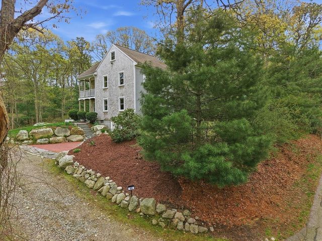55 Ridgeview Dr., Falmouth, MA 02540