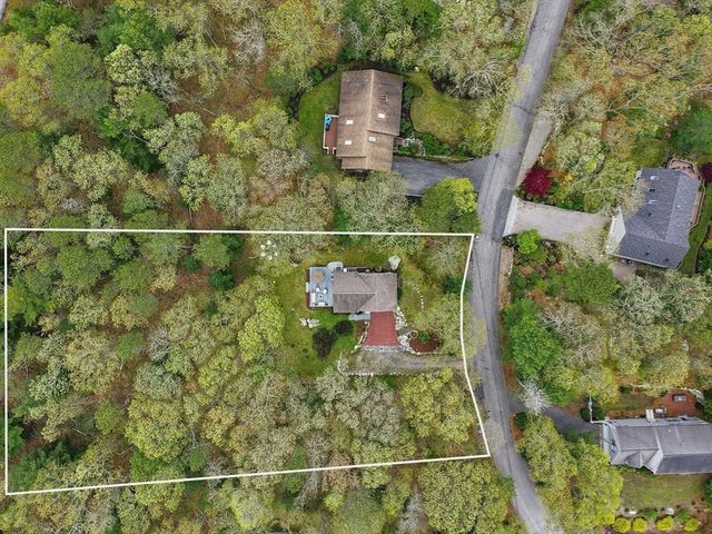 55 Ridgeview Dr., Falmouth, MA 02540