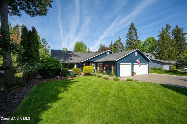 8417 N Stonehaven DR, Hayden, ID 83835