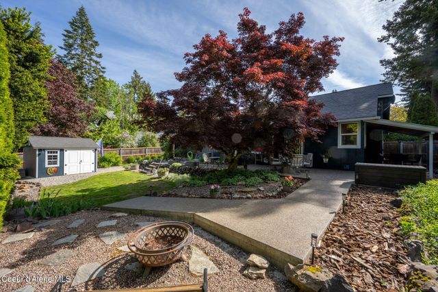 8417 N Stonehaven DR, Hayden, ID 83835