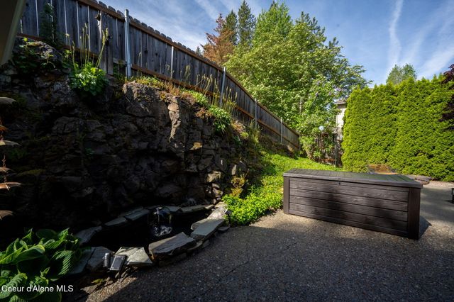 8417 N Stonehaven DR, Hayden, ID 83835
