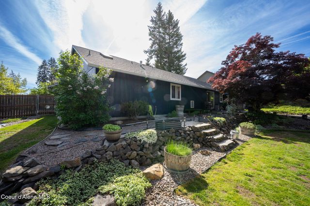 8417 N Stonehaven DR, Hayden, ID 83835