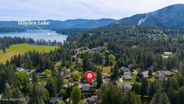 8417 N Stonehaven DR, Hayden, ID 83835