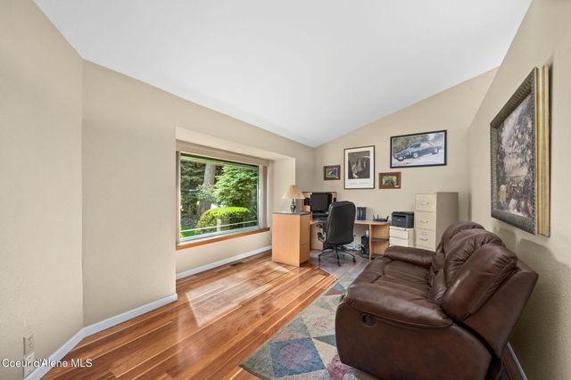 8417 N Stonehaven DR, Hayden, ID 83835