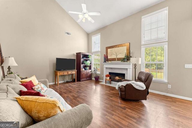 1034 Arbor Lake Walk, Hoschton, GA 30548