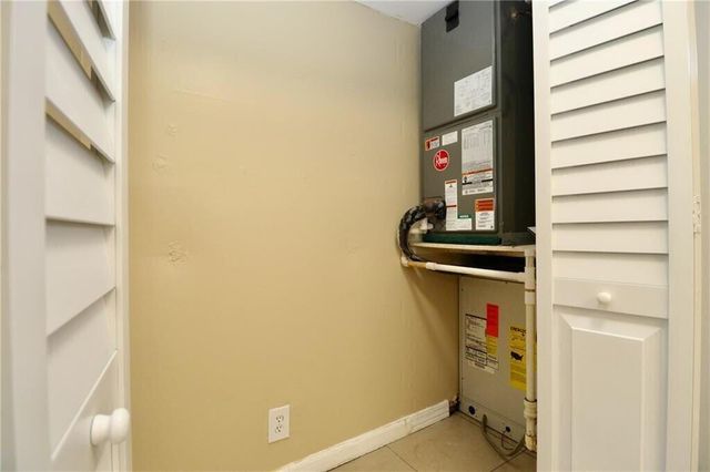 9915 Sandalfoot Boulevard 408, Boca Raton, FL 33428