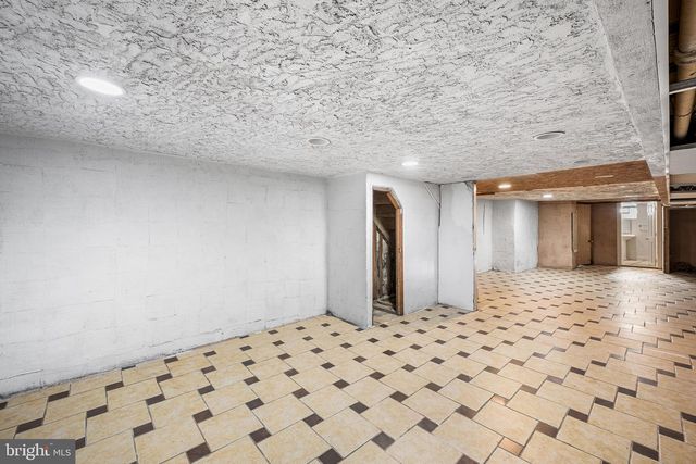 7441 ROGERS AVE, Upper Darby, PA 19082