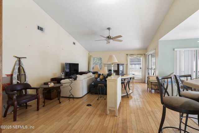 3175 TROPHY Place, Jacksonville, FL 32225