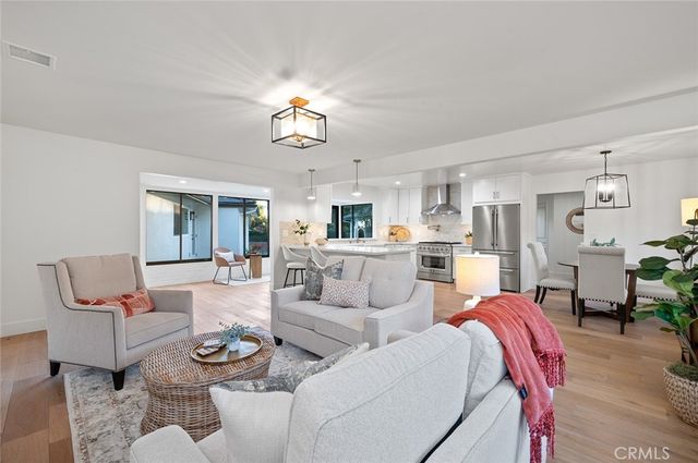 1985 Highland Oaks Drive, Arcadia, CA 91006