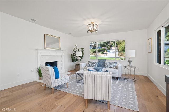 1985 Highland Oaks Drive, Arcadia, CA 91006
