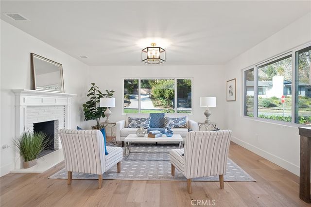 1985 Highland Oaks Drive, Arcadia, CA 91006