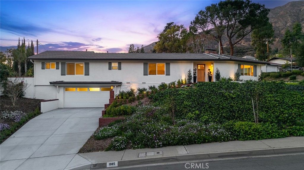 1985 Highland Oaks Drive, Arcadia, CA 91006