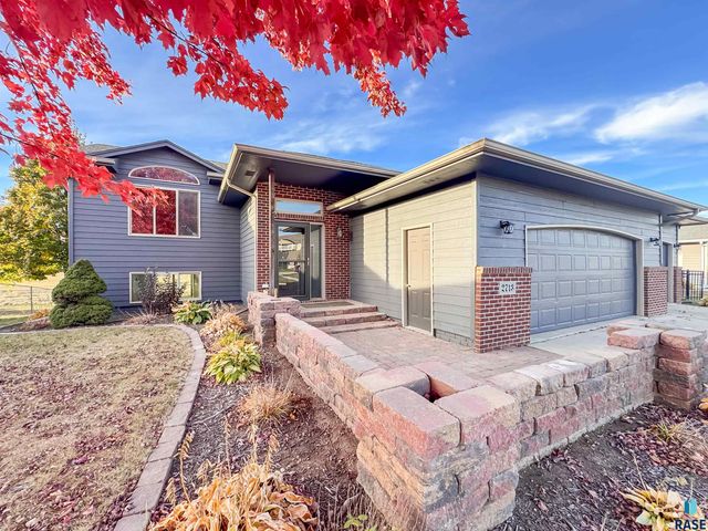 2713 N Vincent Ave Avenue, Sioux Falls, SD 57107