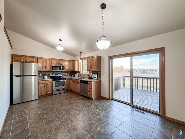 2713 N Vincent Ave Avenue, Sioux Falls, SD 57107