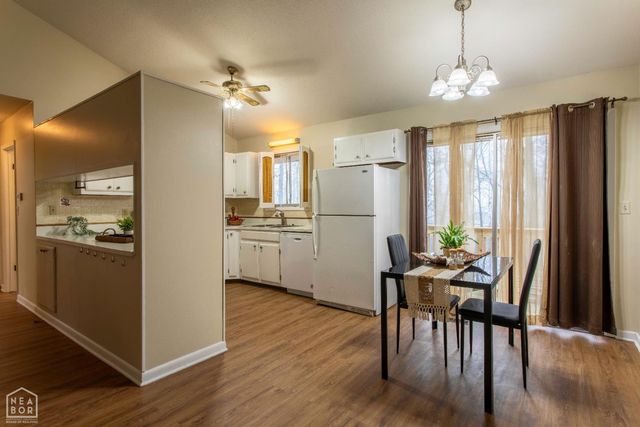 2 Cisco Circle, Cherokee Village, AR 72529