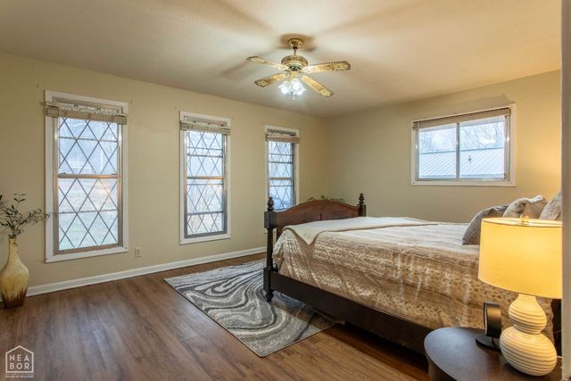 2 Cisco Circle, Cherokee Village, AR 72529