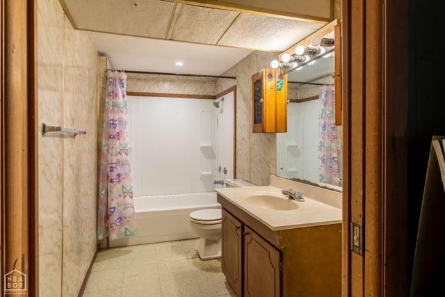 2 Cisco Circle, Cherokee Village, AR 72529