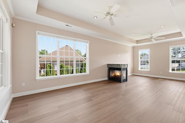404 Gallop Court, Greenville, SC 29617