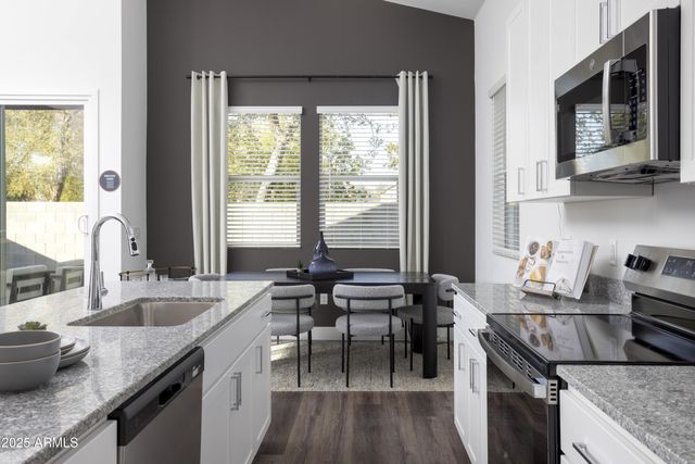 9117 N 181st Avenue 86, Waddell, AZ 85355