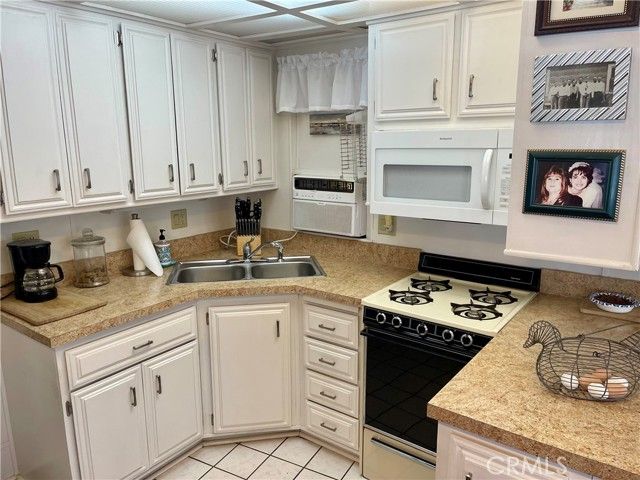 833 Chestnut Drive, San Jacinto, CA 92583