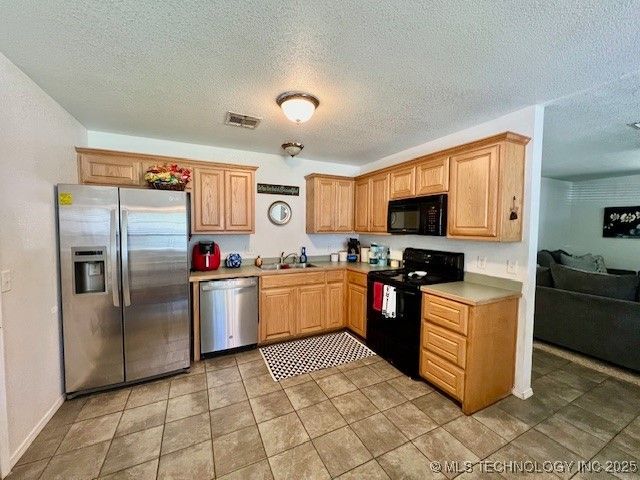 307 N 8th, Durant, OK 74701