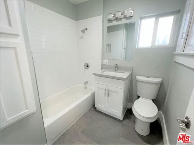 649 N Cummings Street, Los Angeles, CA 90033