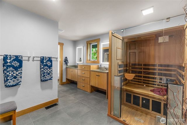 4900 Grand Fir Lane NW, Olympia, WA 98502
