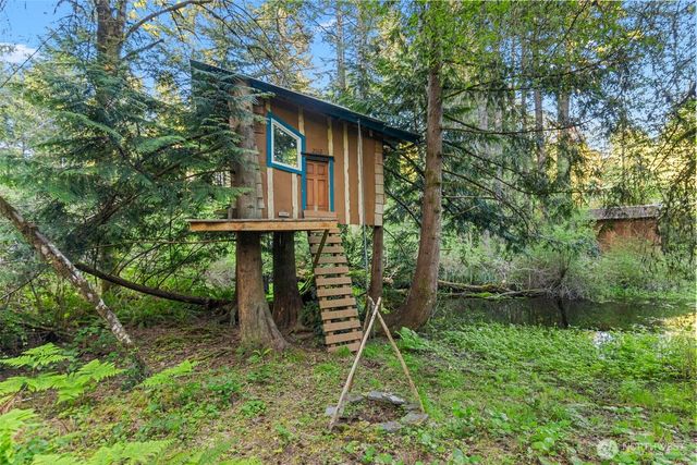 4900 Grand Fir Lane NW, Olympia, WA 98502