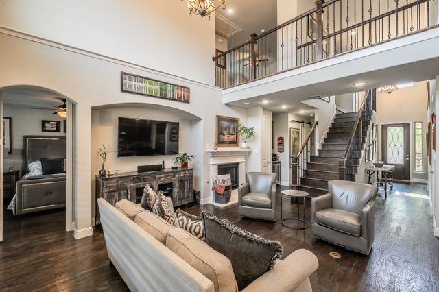 8265 Blumelia Drive, Dallas, TX 75252