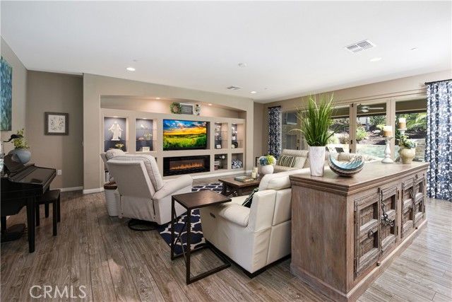 37698 Golden Eagle Avenue, Murrieta, CA 92563