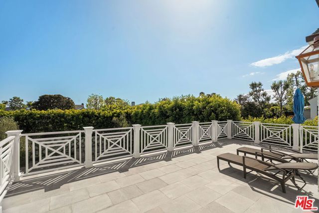 15000 Altata Drive, Pacific Palisades (los Angeles), CA 90272