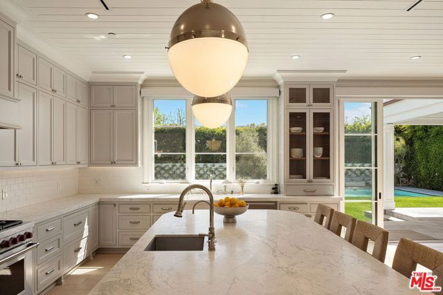 15000 Altata Drive, Pacific Palisades (los Angeles), CA 90272