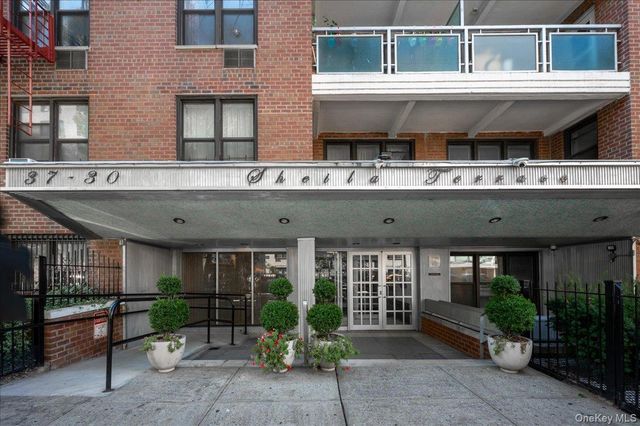 37-30 73rd St 1D, Jackson Heights, NY 11372