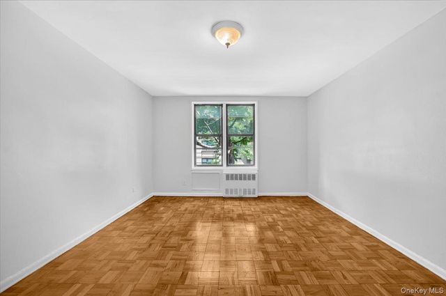 37-30 73rd St 1D, Jackson Heights, NY 11372