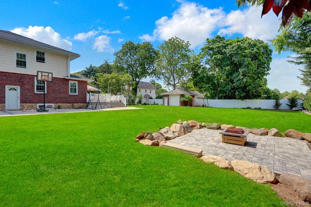 147 Locust Avenue, Babylon, NY 11702
