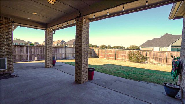 1122 Wedgewood Drive, Forney, TX 75126