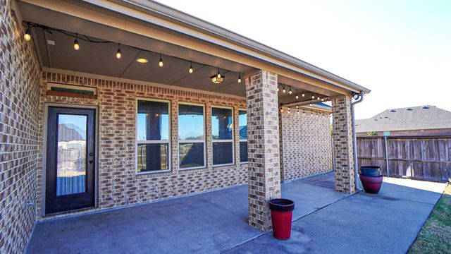 1122 Wedgewood Drive, Forney, TX 75126