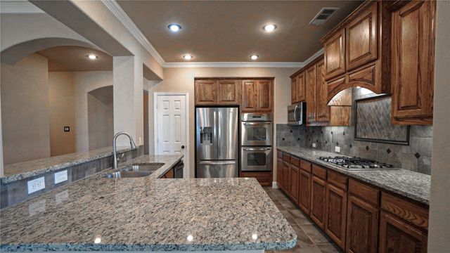 1122 Wedgewood Drive, Forney, TX 75126