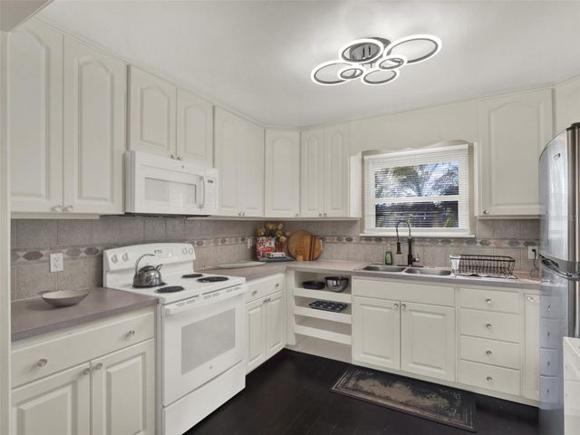 407 E JERSEY STREET, Orlando, FL 32806