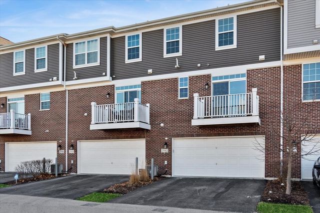 2942 Madison Drive, Naperville, IL 60564