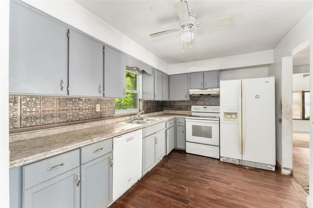 717 NW 253RD STREET, Newberry, FL 32669