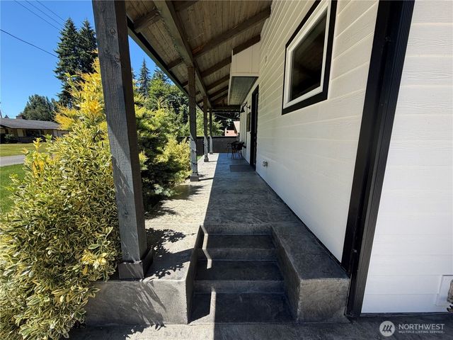 2714 67th Court SW, Olympia, WA 98512