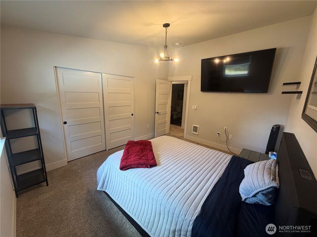 2714 67th Court SW, Olympia, WA 98512
