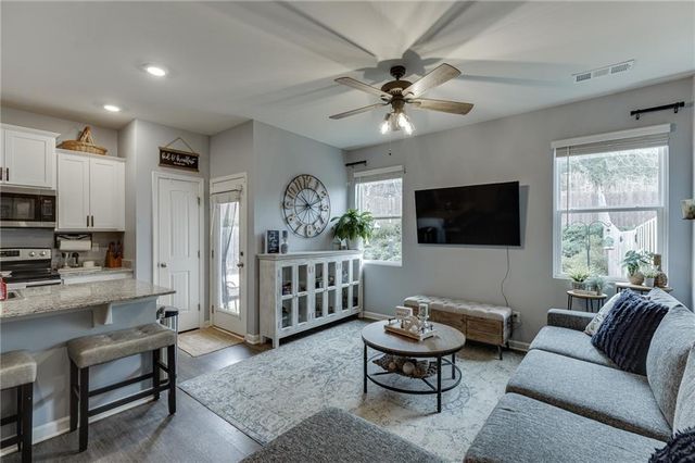 5328 Barberry Avenue, Oakwood, GA 30566