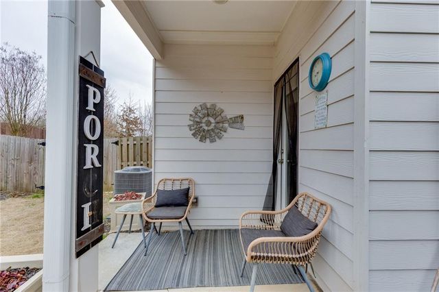 5328 Barberry Avenue, Oakwood, GA 30566