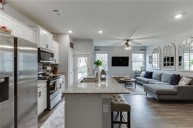 5328 Barberry Avenue, Oakwood, GA 30566