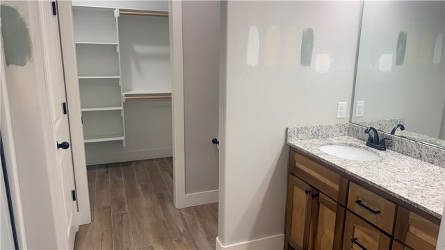 1011 Hampton Street, Tontitown, AR 72762
